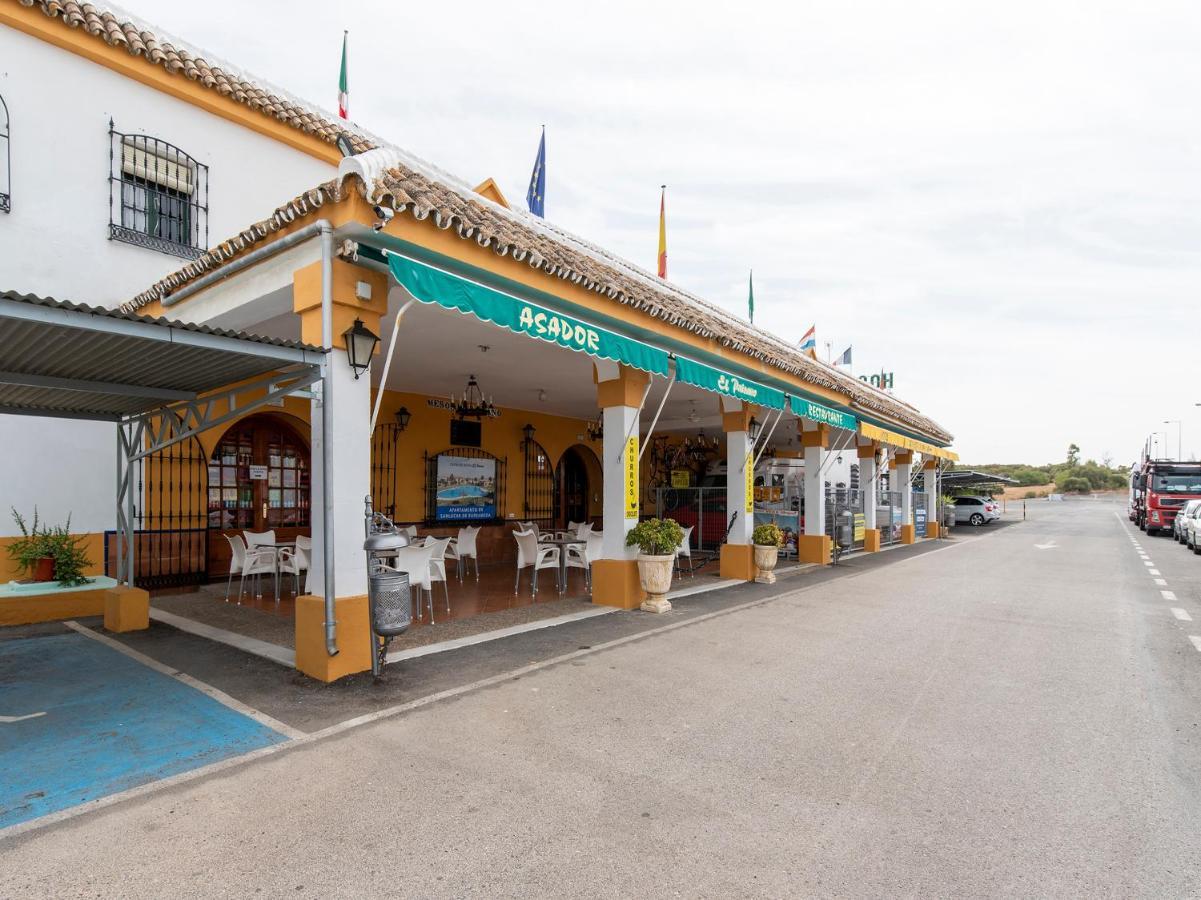 Oyo Hostal El Paisano Utrera Bagian luar foto